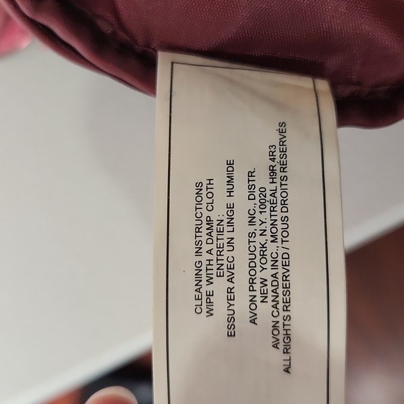 Avon Metallic redish pink makeup bag - Picture 14 of 17